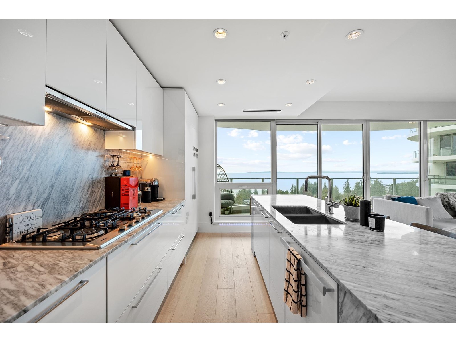 1305 1501 Foster Street, White Rock, British Columbia  V4B 0C3 - Photo 13 - R2975106