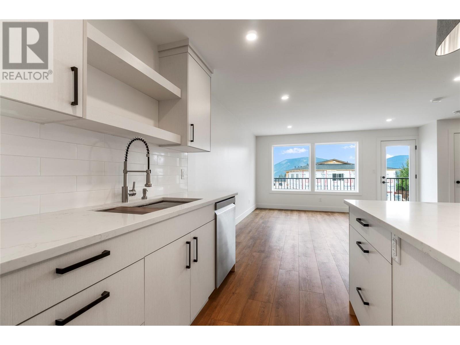 981 12 Street Se Unit# 29, Salmon Arm, British Columbia  V1E 2C8 - Photo 16 - 10325960