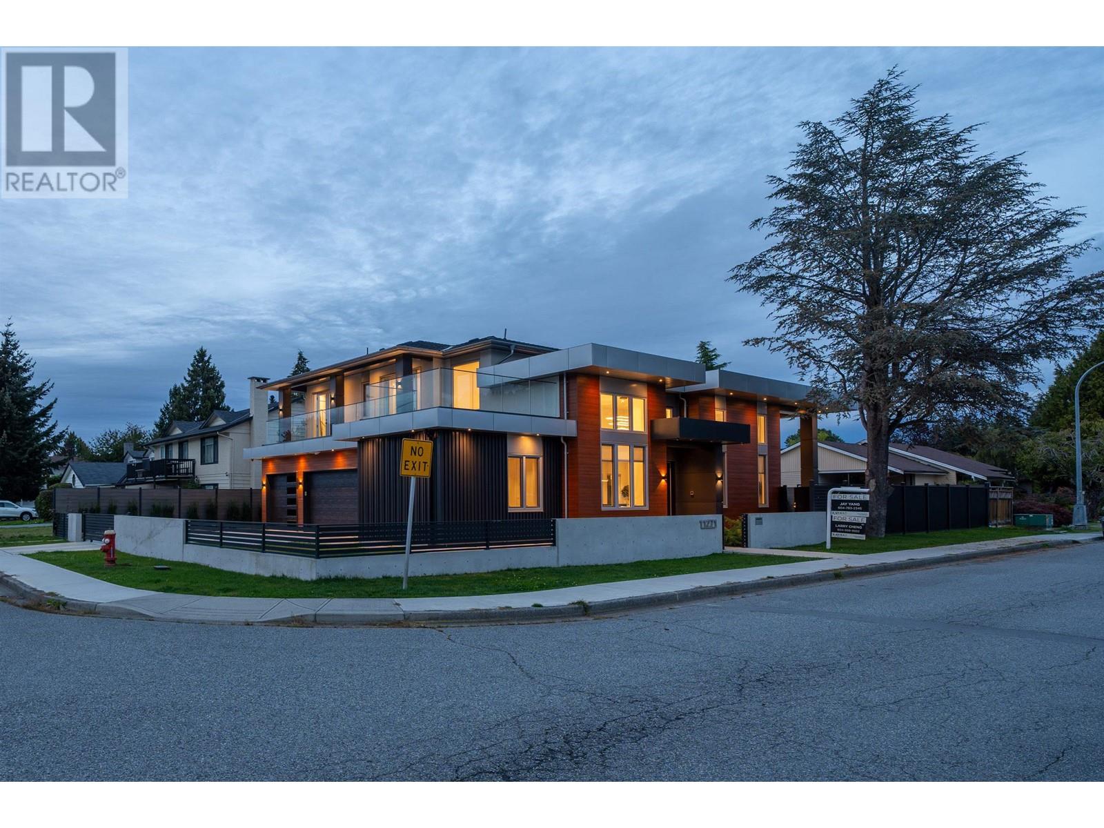 11271 KINGSGROVE AVENUE, Richmond