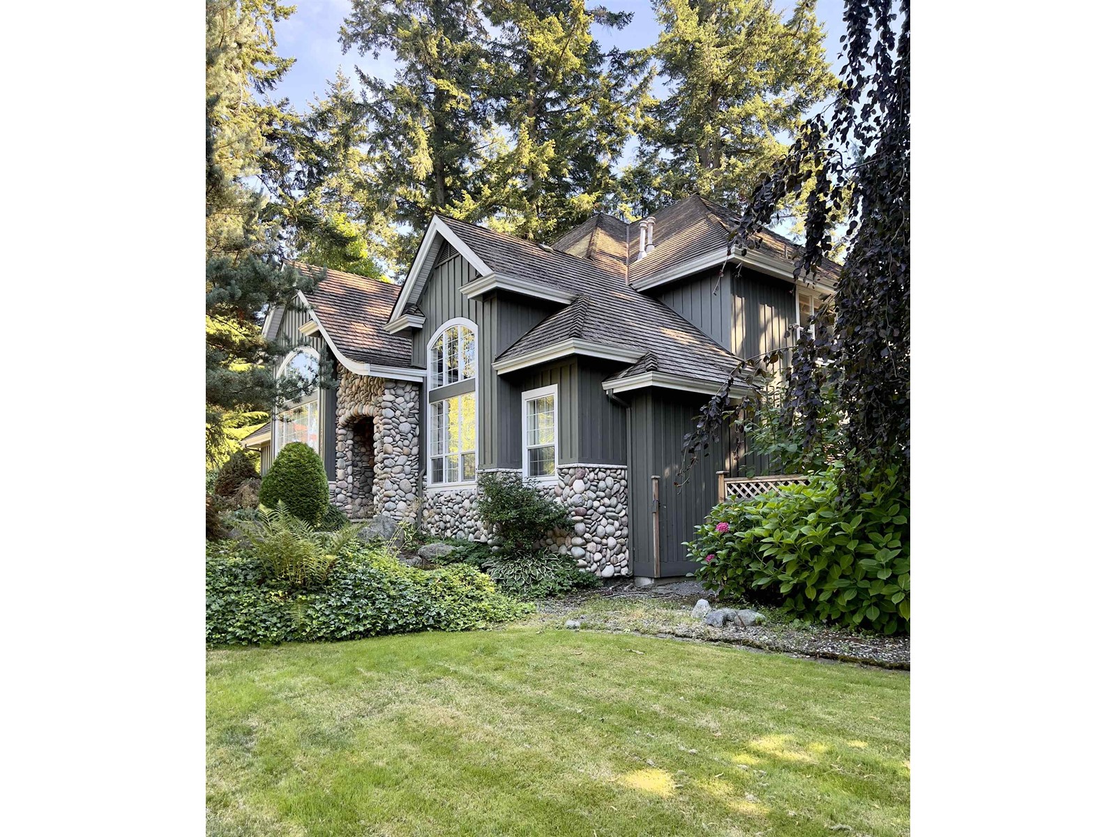 13790 23 Ave, Surrey, British Columbia  V4A 9V8 - Photo 3 - R2976748