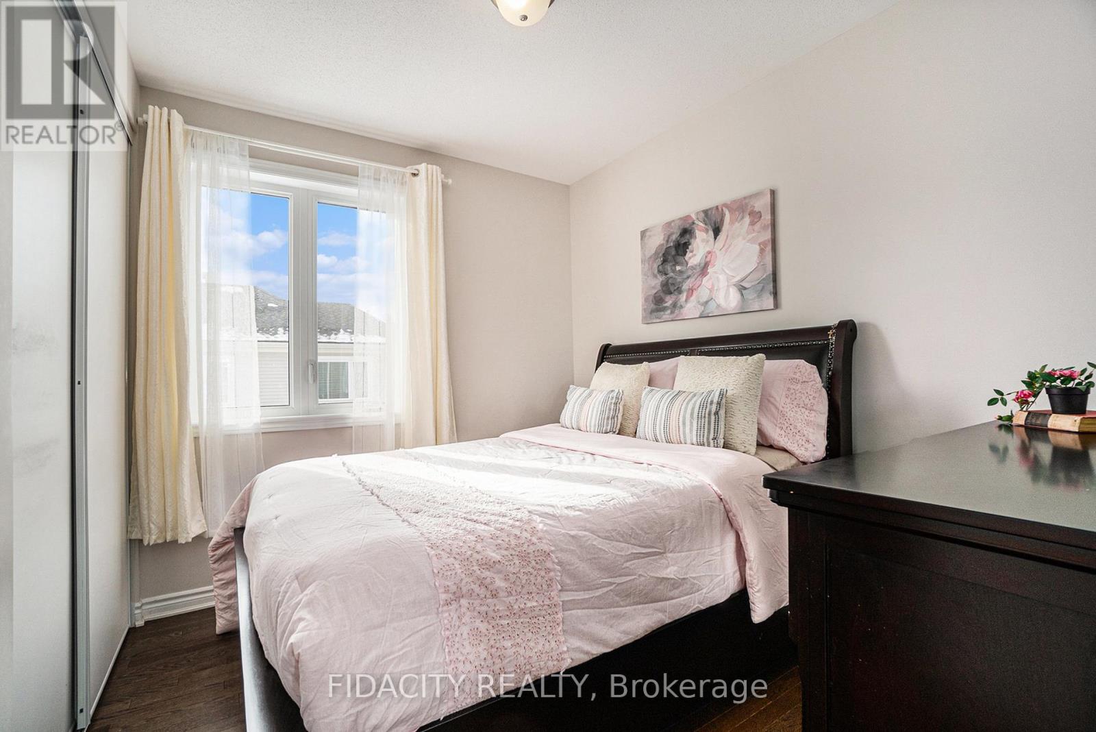 916 Lesage Way, Ottawa, Ontario  K1W 0M8 - Photo 19 - X12013830