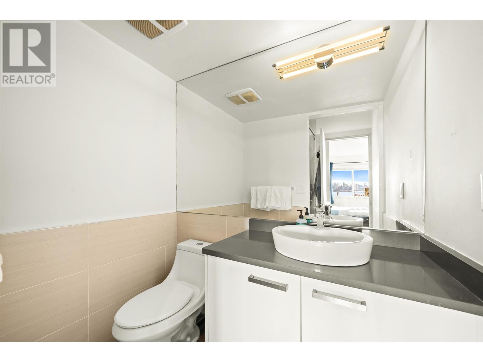 301 327 W 2nd Street, North Vancouver, British Columbia  V7M 1E2 - Photo 19 - R2976763
