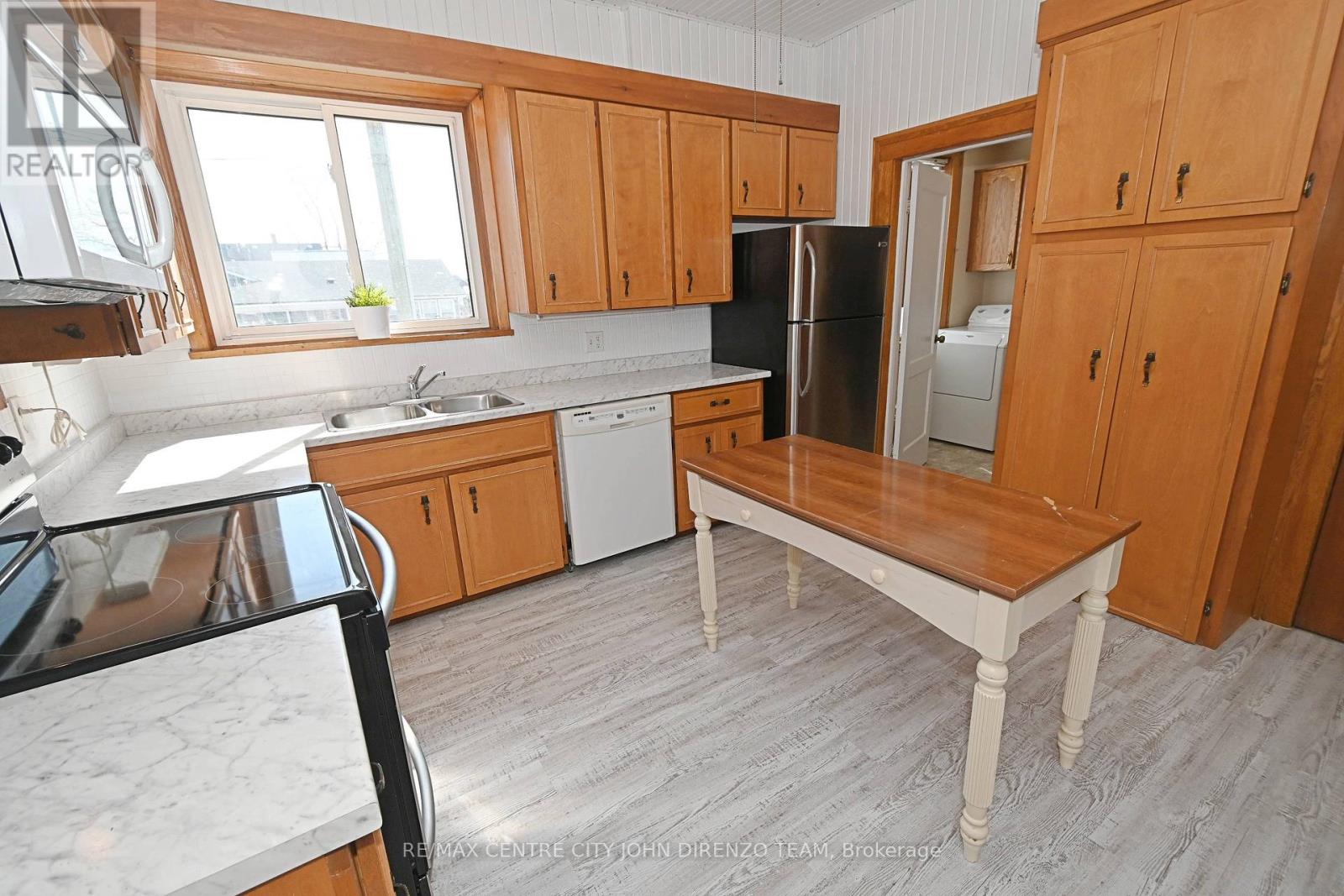 236 Colonel Bostwick Street, Central Elgin, Ontario  N5L 1C1 - Photo 14 - X12013861