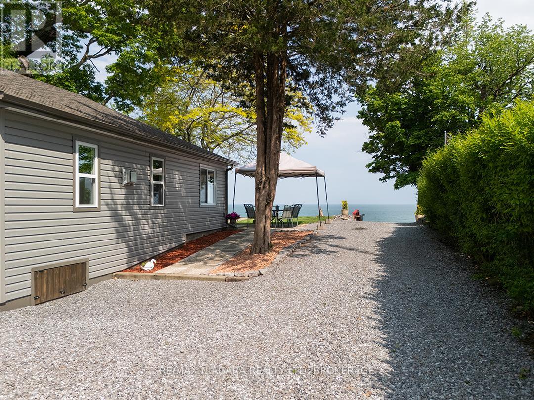 11215 Harbourview Road, Wainfleet (Lakeshore), Ontario  L3K 5V4 - Photo 2 - X12013853