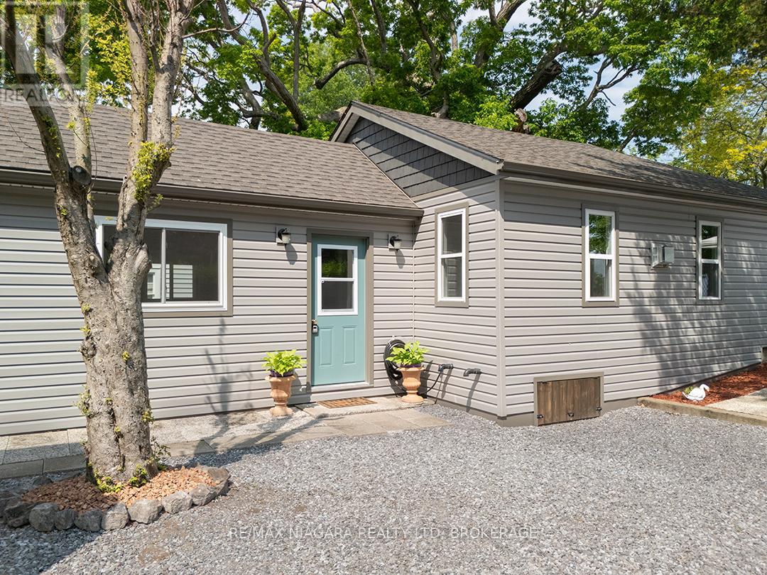 11215 Harbourview Road, Wainfleet (Lakeshore), Ontario  L3K 5V4 - Photo 3 - X12013853