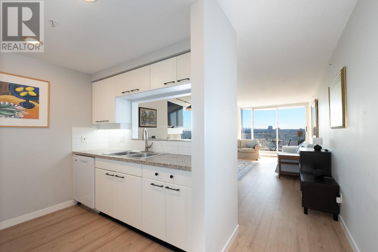 2105 1201 Marinaside Crescent, Vancouver, British Columbia  V6Z 2V2 - Photo 7 - R2976573
