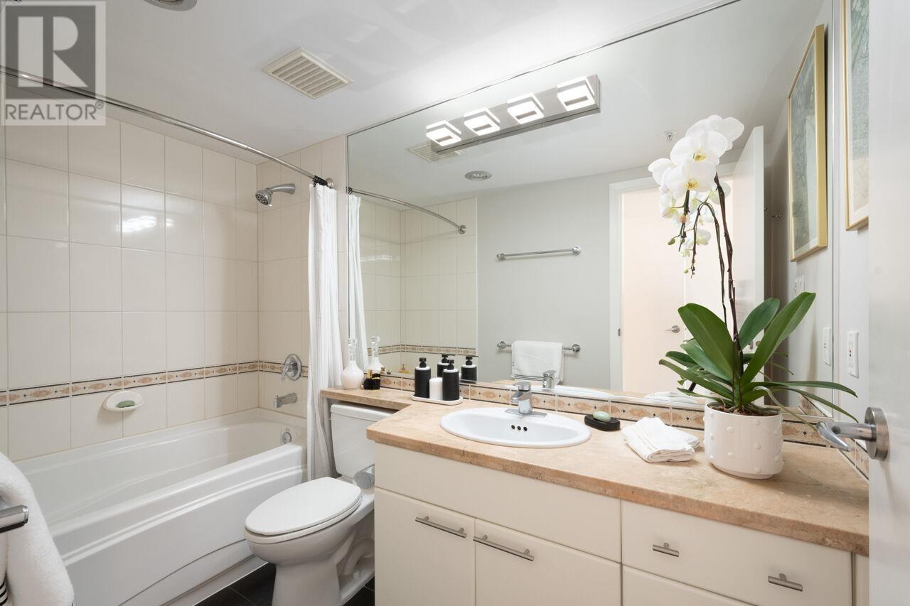 2105 1201 Marinaside Crescent, Vancouver, British Columbia  V6Z 2V2 - Photo 23 - R2976573