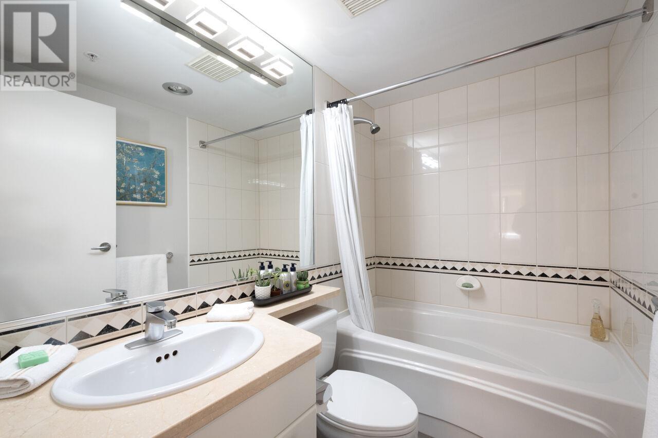 2105 1201 Marinaside Crescent, Vancouver, British Columbia  V6Z 2V2 - Photo 22 - R2976573