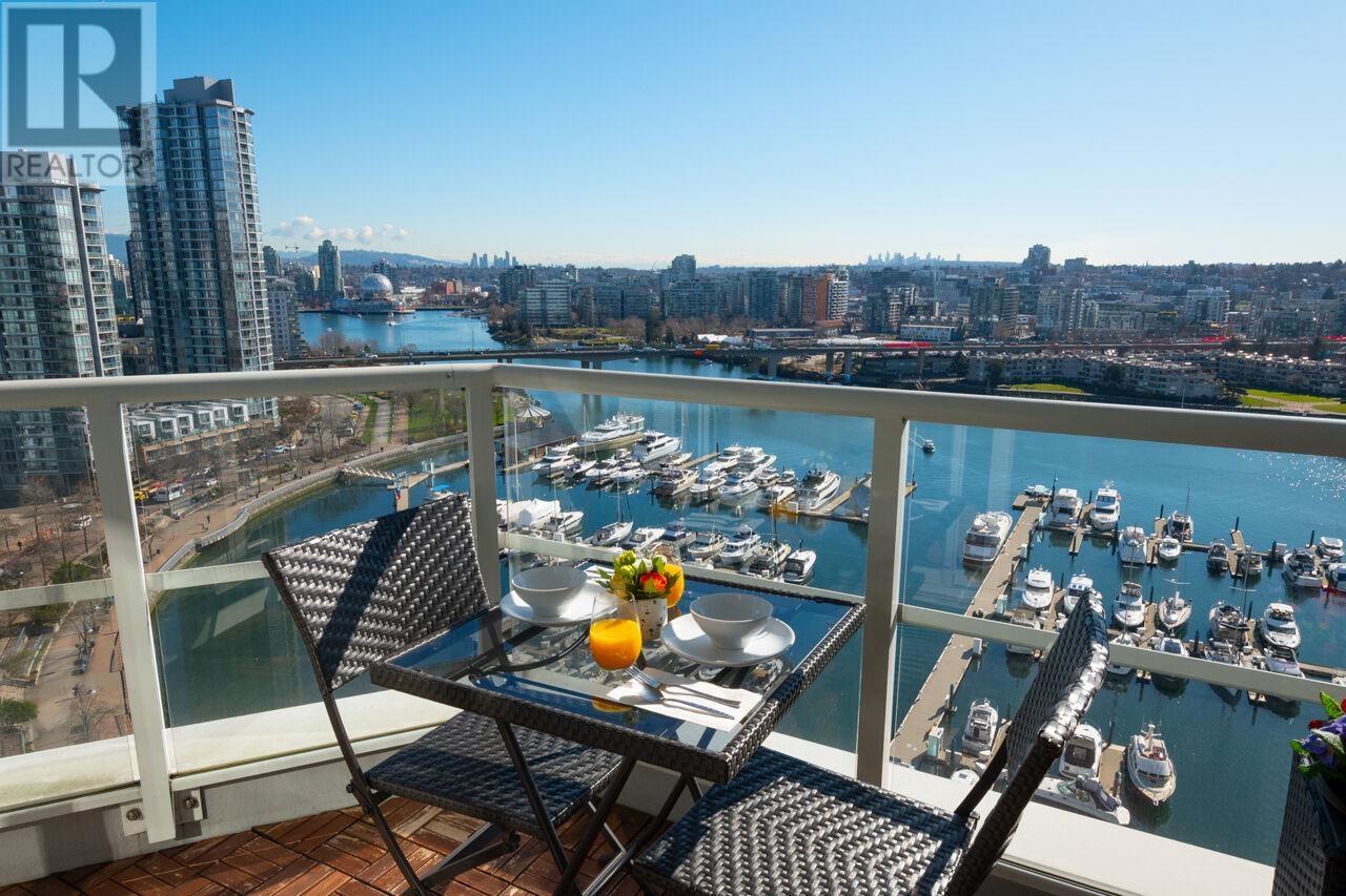 2105 1201 Marinaside Crescent, Vancouver, British Columbia  V6Z 2V2 - Photo 25 - R2976573