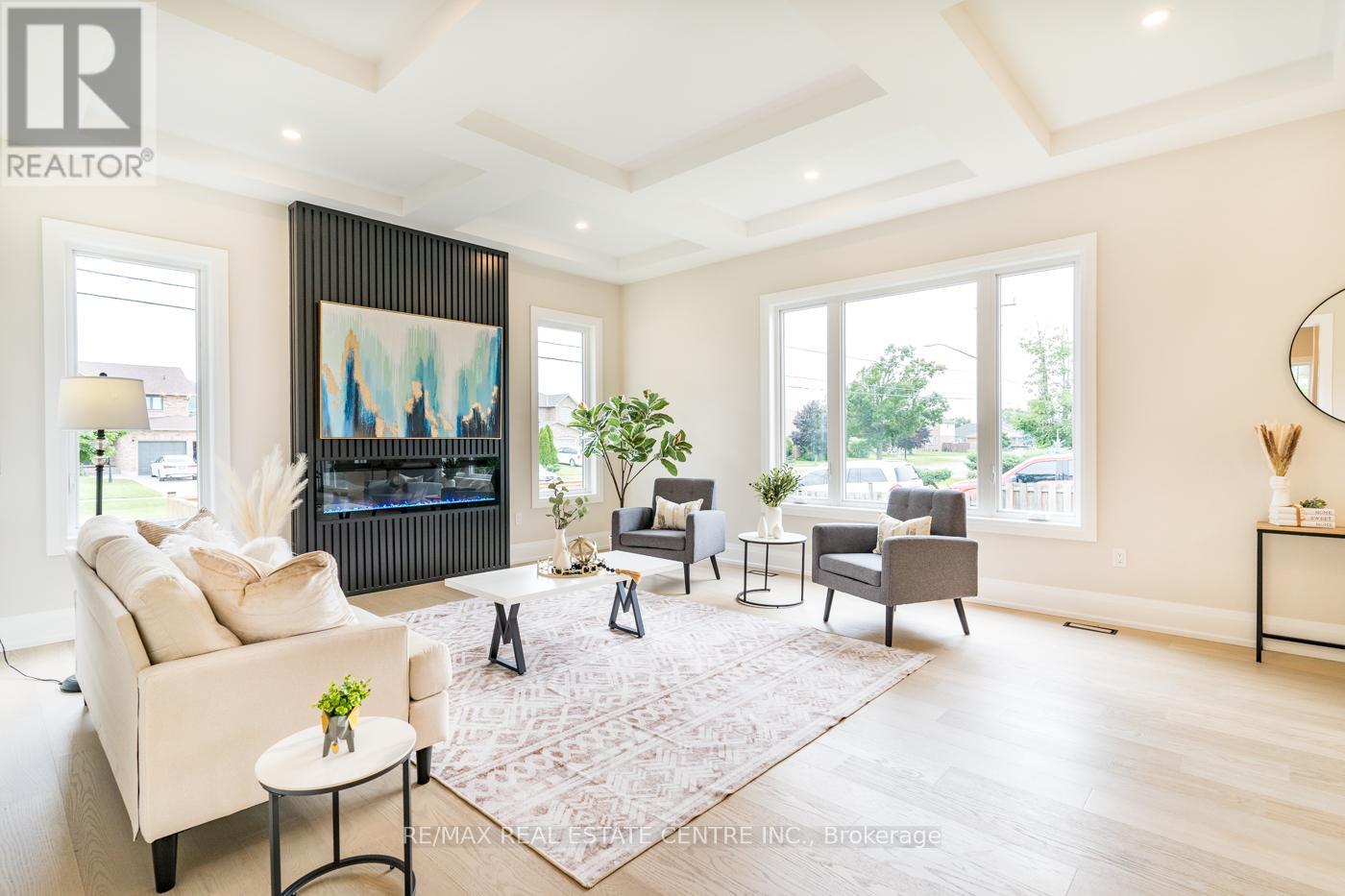 Property at 1 WEST AVENUE image 3