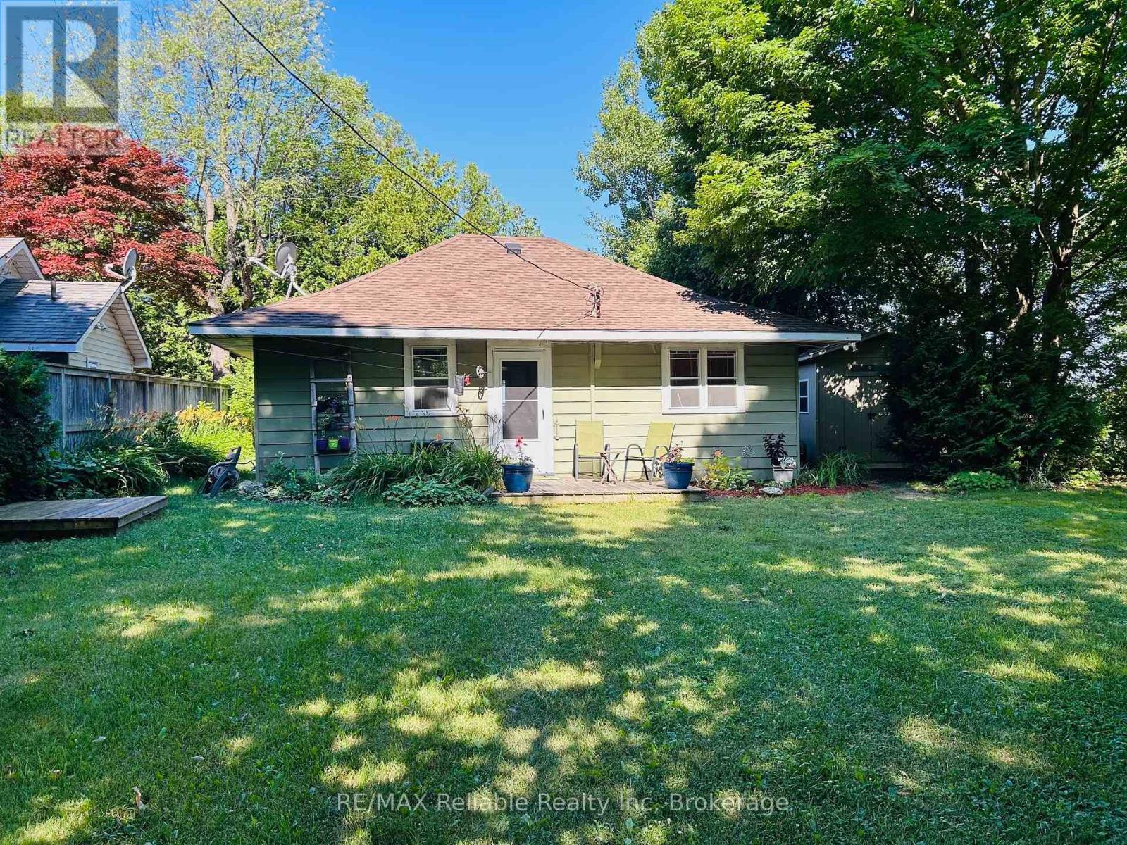 Property at 78099 ELLIOTTS GROVE STREET image 2