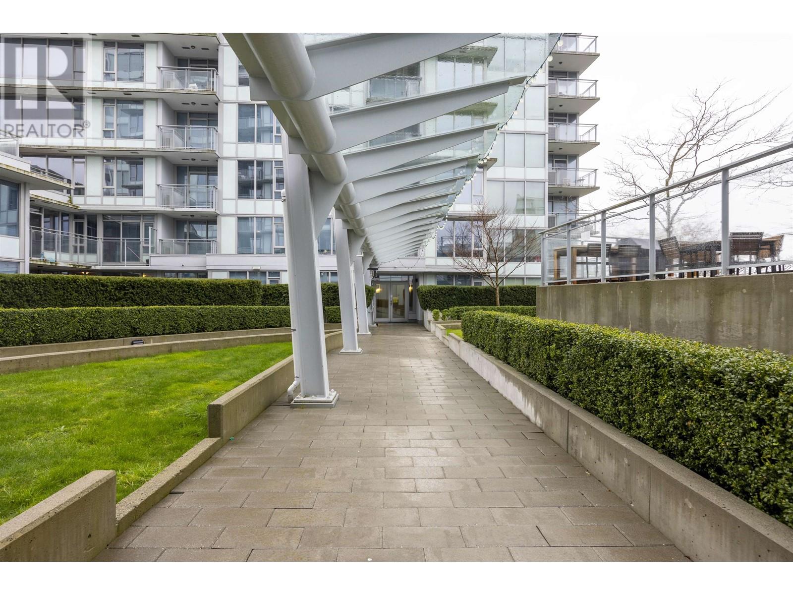 Listing Picture 14 of 18 : 702 6951 ELMBRIDGE WAY, Richmond / 烈治文 - 魯藝地產 Yvonne Lu Group - MLS Medallion Club Member