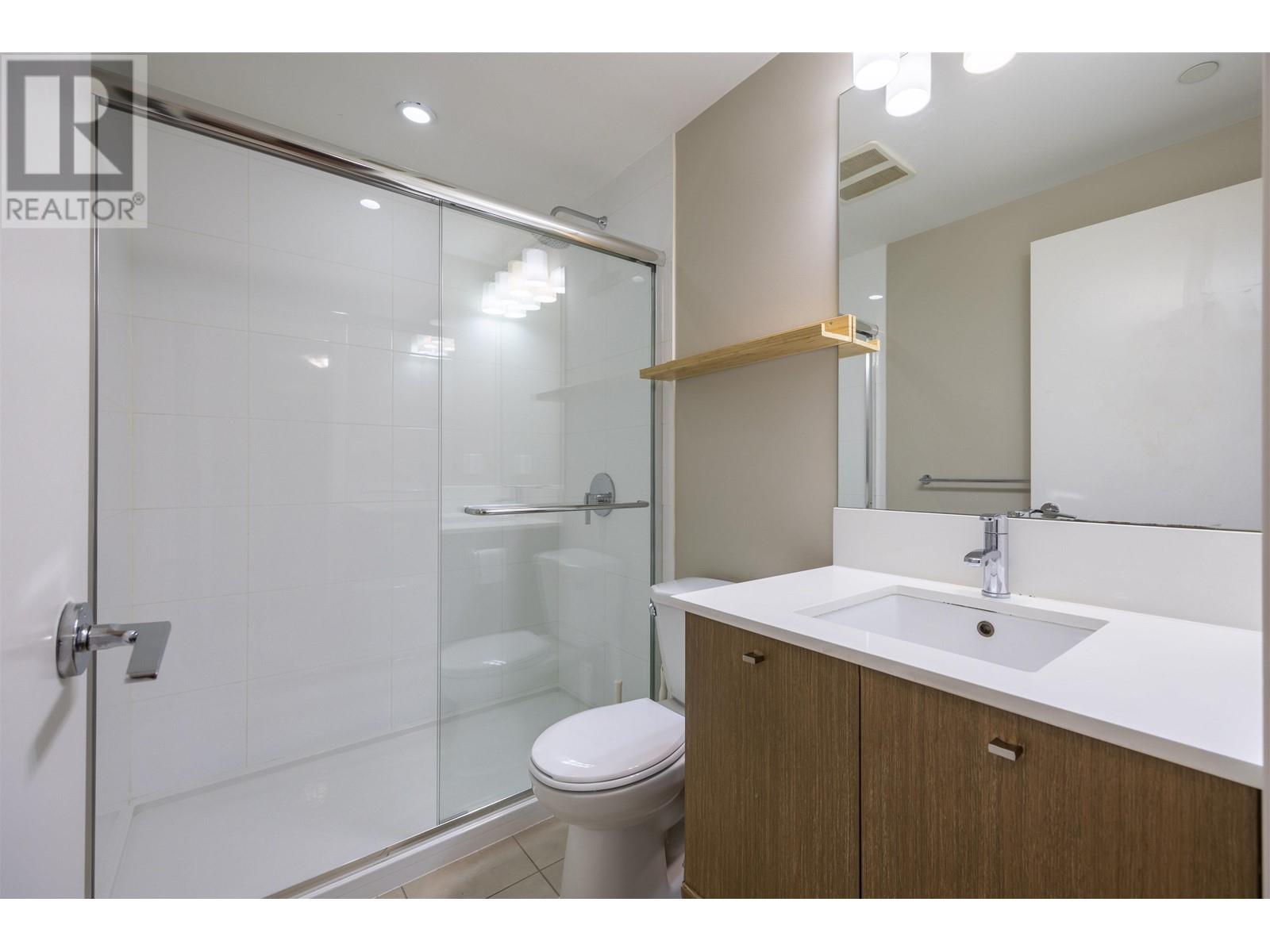 Listing Picture 7 of 18 : 702 6951 ELMBRIDGE WAY, Richmond / 烈治文 - 魯藝地產 Yvonne Lu Group - MLS Medallion Club Member