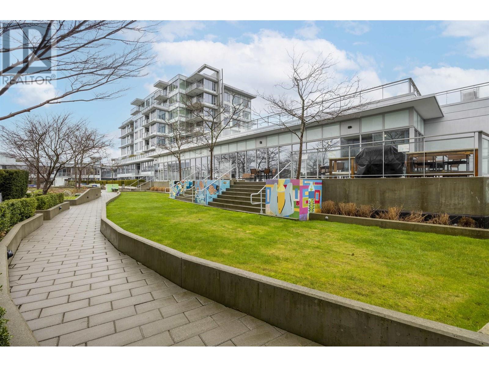 Listing Picture 15 of 18 : 702 6951 ELMBRIDGE WAY, Richmond / 烈治文 - 魯藝地產 Yvonne Lu Group - MLS Medallion Club Member