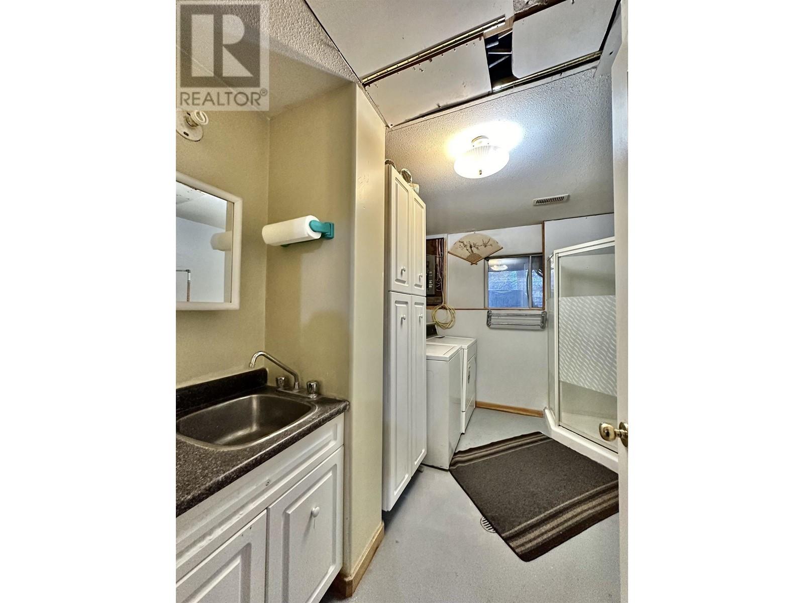 11974 Essen Road, Valemount, British Columbia  V0E 2Z0 - Photo 13 - R2976703