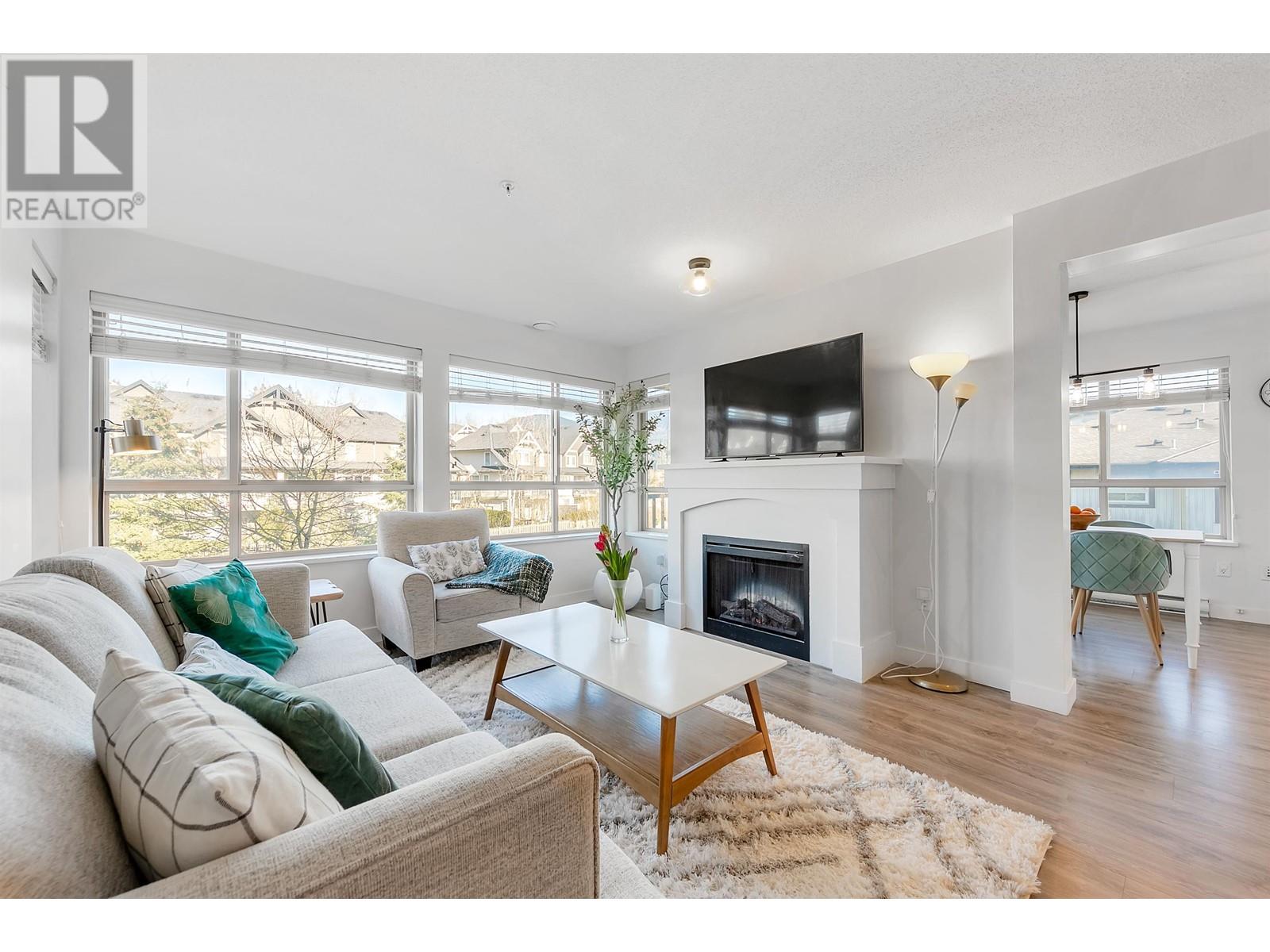 401 3132 Dayanee Springs Boulevard, Coquitlam, British Columbia  V3E 0B5 - Photo 3 - R2965543