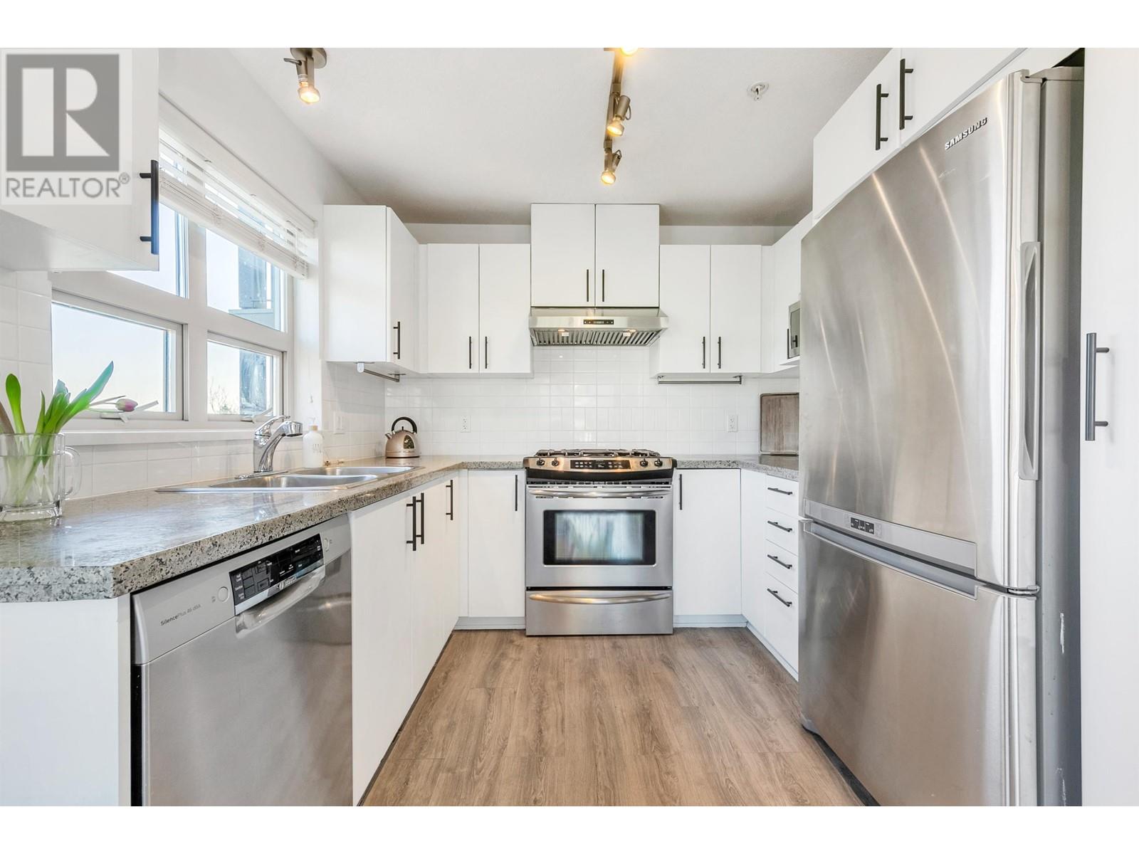 401 3132 Dayanee Springs Boulevard, Coquitlam, British Columbia  V3E 0B5 - Photo 8 - R2965543