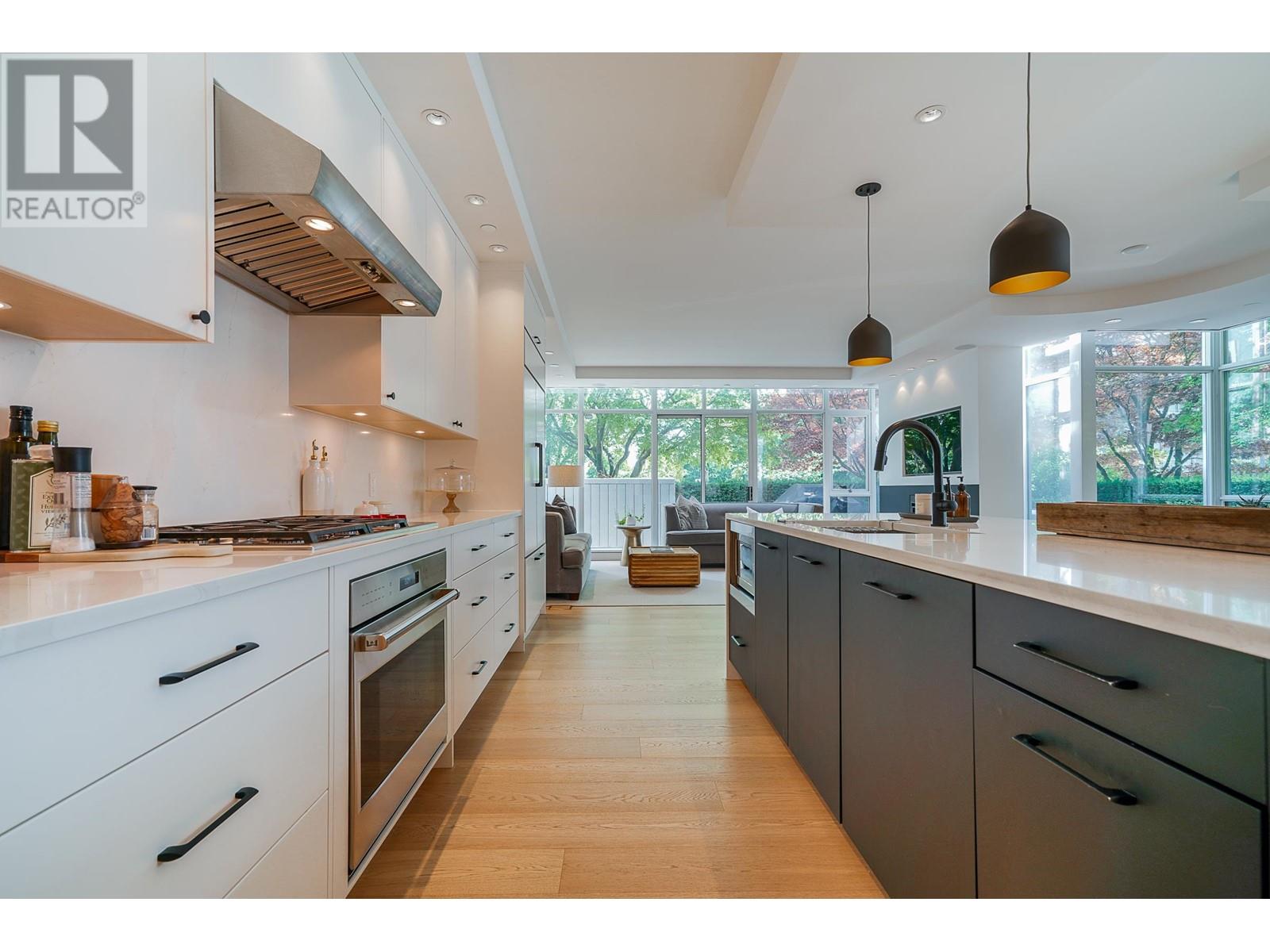 403 Beach Crescent, Vancouver, British Columbia  V6Z 3C9 - Photo 9 - R2976646