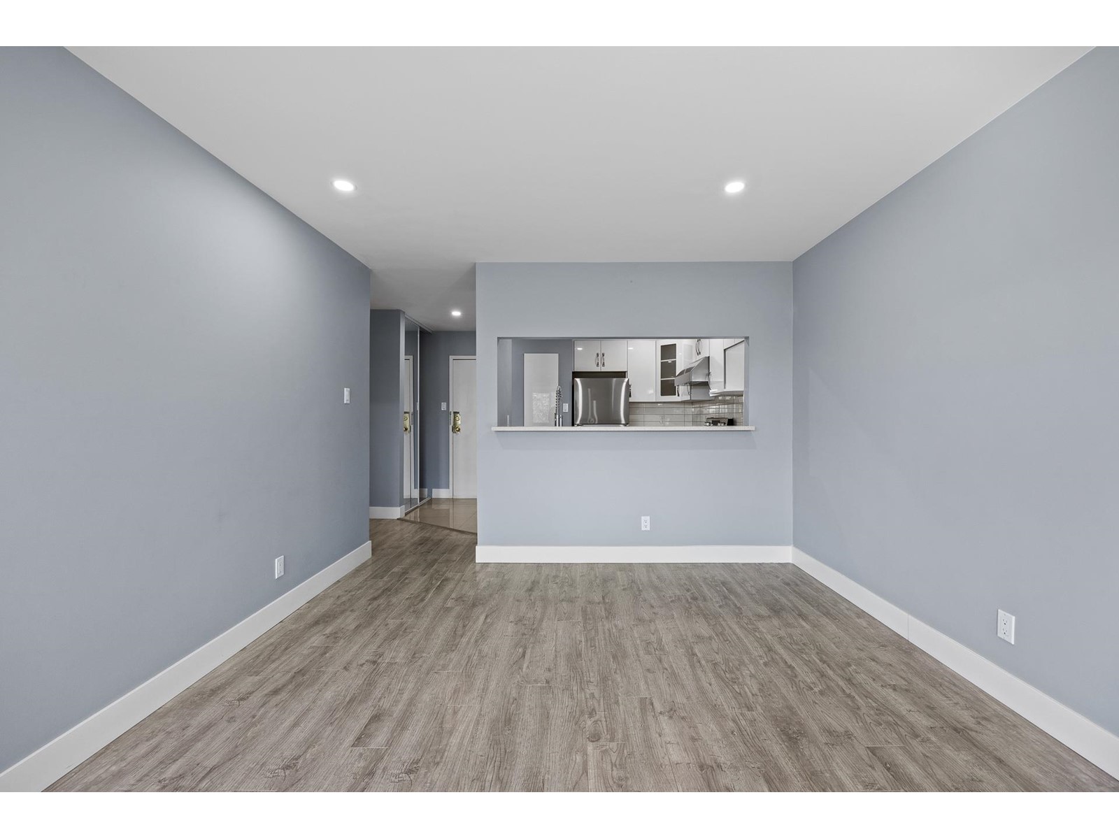 311 15272 19 Avenue, Surrey, British Columbia  V4A 1X6 - Photo 12 - R2975765