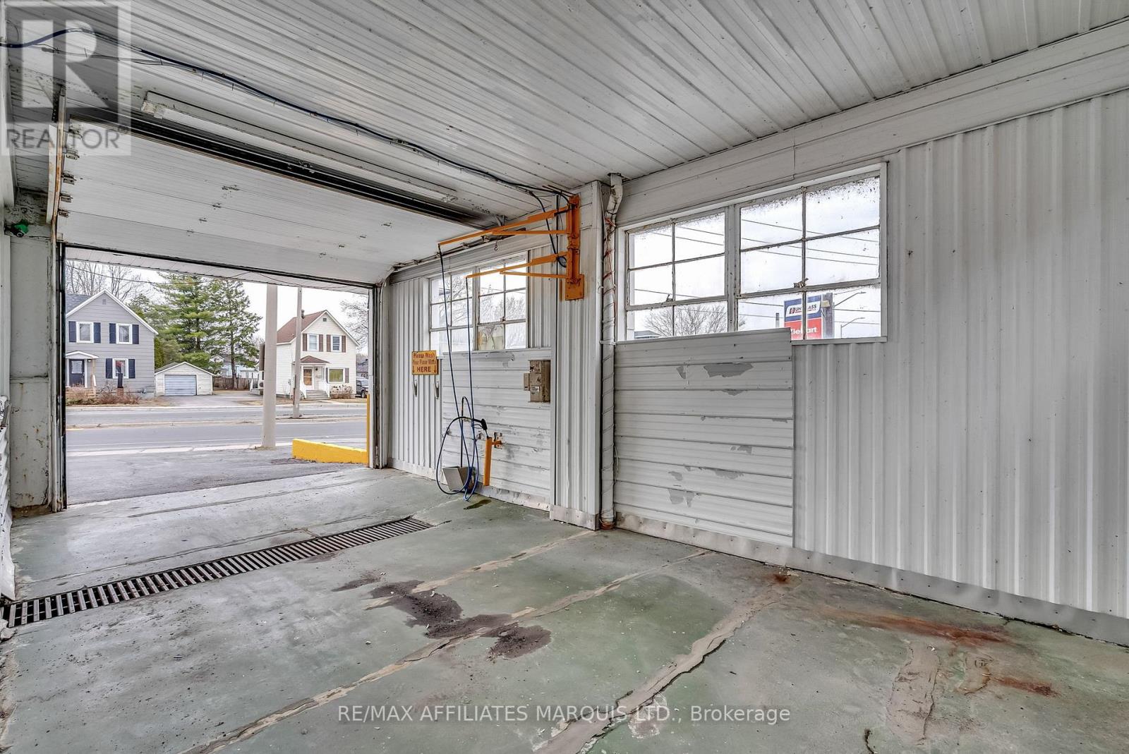 447 Second Street, Cornwall, Ontario  K6J 1H3 - Photo 5 - X12013901
