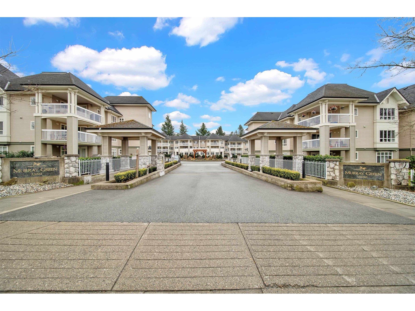 111 22022 49 Avenue, Langley, British Columbia  V3A 3R9 - Photo 1 - R2976171