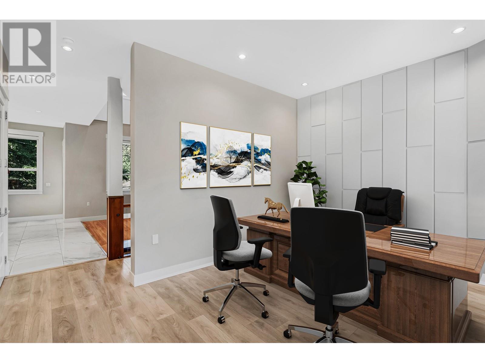 Property at 44 3295 SUNNYSIDE ROAD image 3