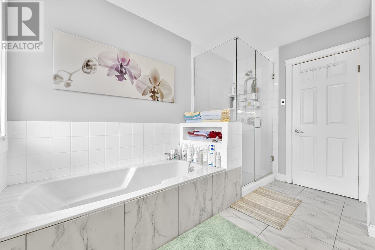7339 Burnham Court, Burnaby, British Columbia  V5A 4M7 - Photo 31 - R2976029