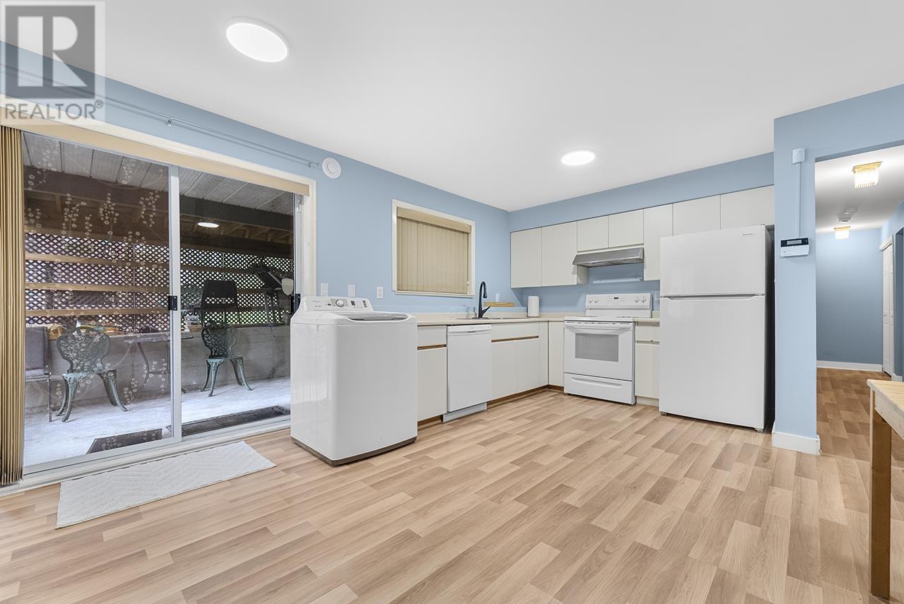 7339 Burnham Court, Burnaby, British Columbia  V5A 4M7 - Photo 33 - R2976029