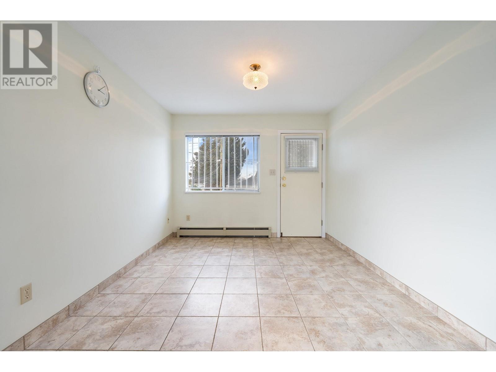8237 Montcalm Street, Vancouver, British Columbia  V6P 4P4 - Photo 11 - R2970495