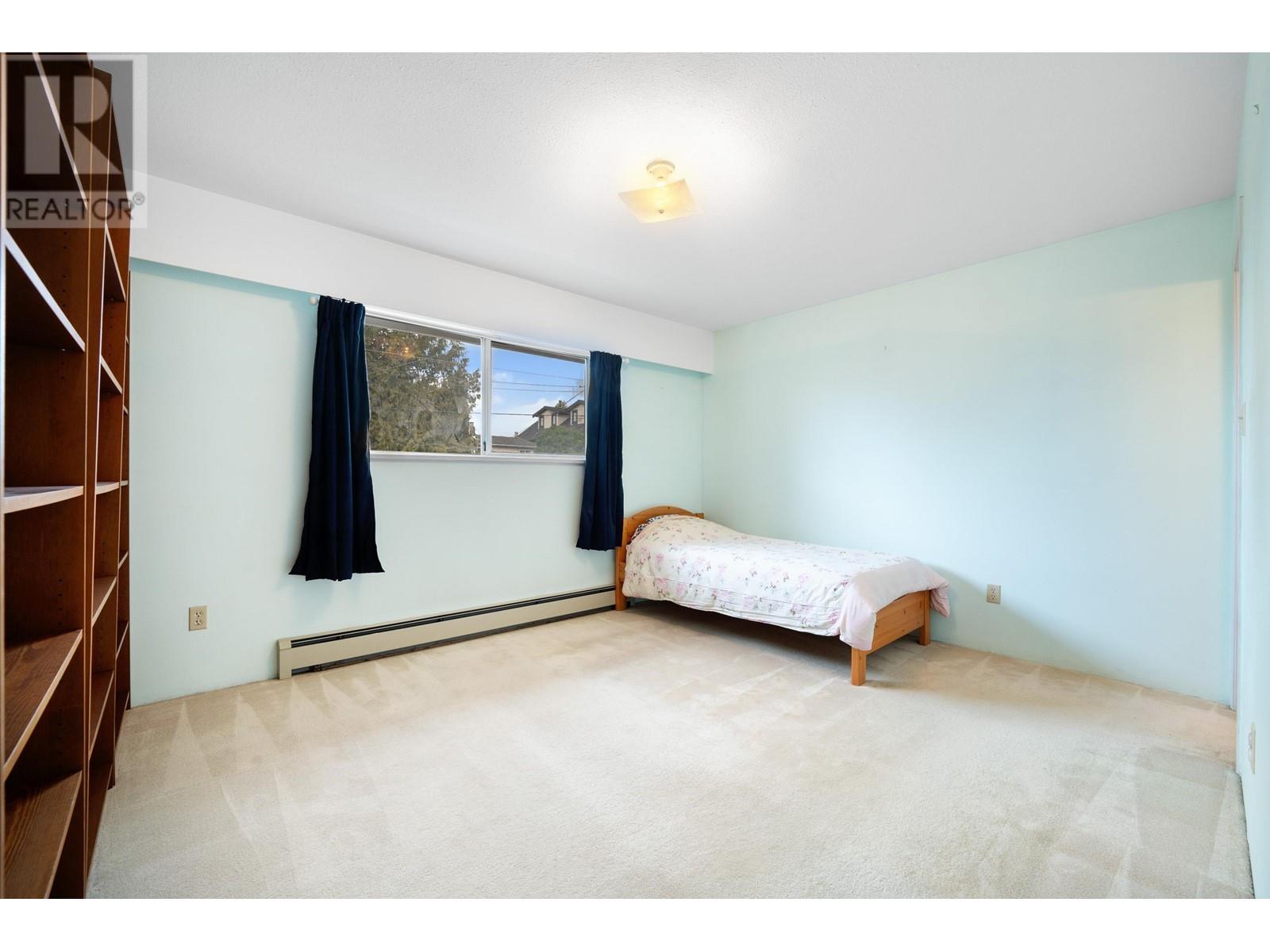 8237 Montcalm Street, Vancouver, British Columbia  V6P 4P4 - Photo 14 - R2970495