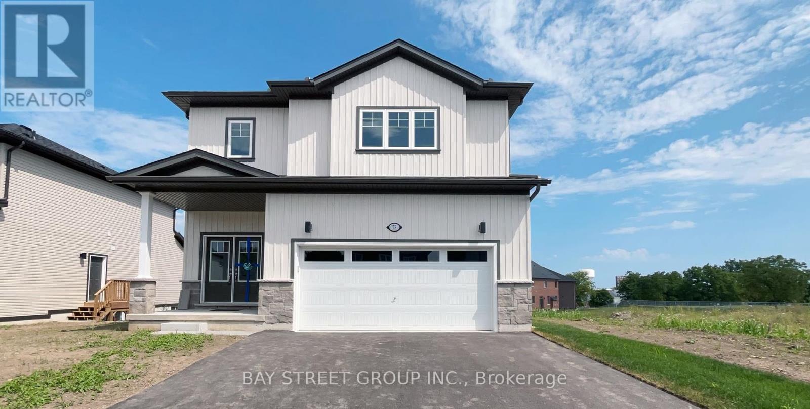 75 HILLCREST ROAD, port colborne (main street), Ontario