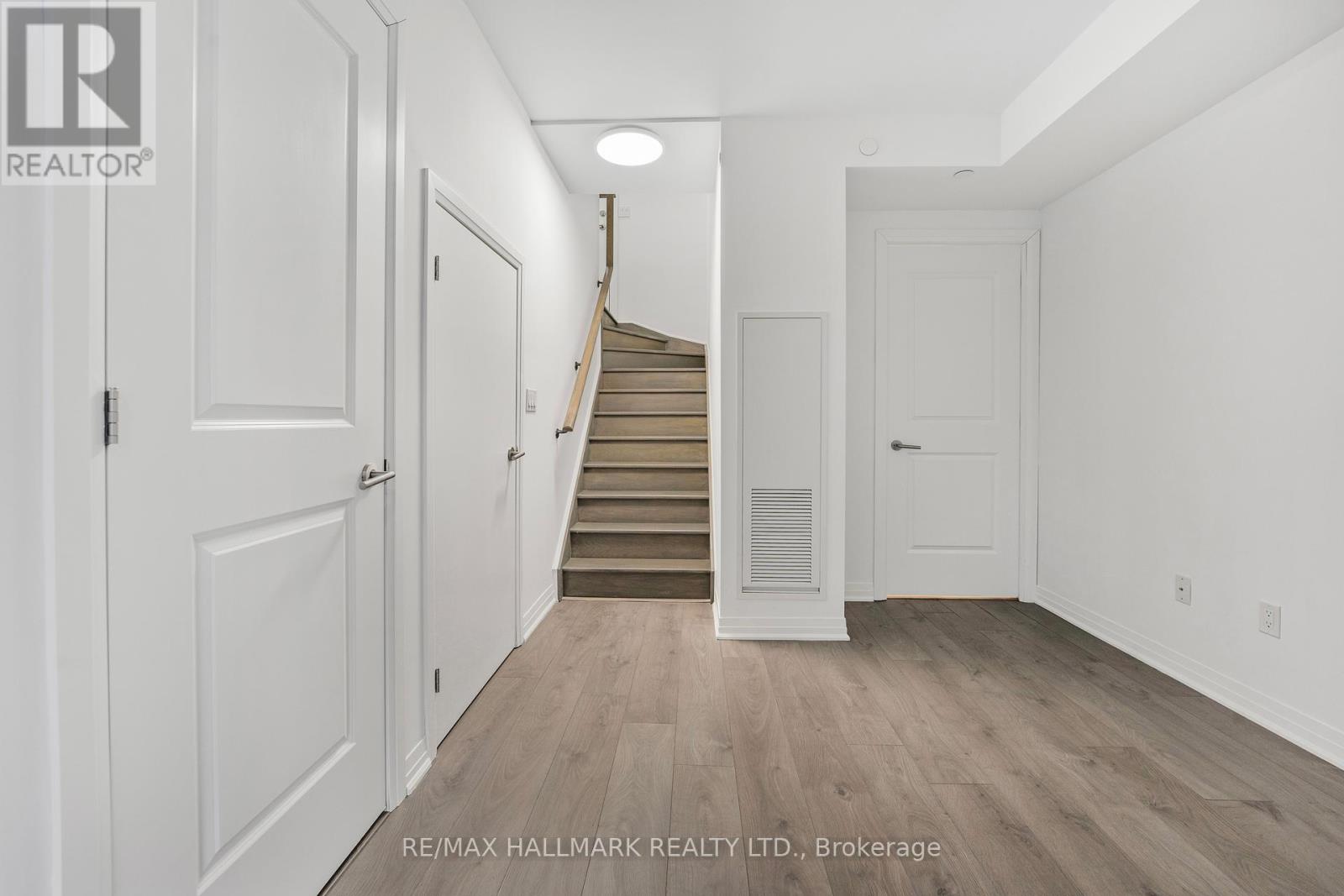 Th 103 - 2301 Danforth Avenue, Toronto, Ontario  M4C 1K5 - Photo 22 - E12013932