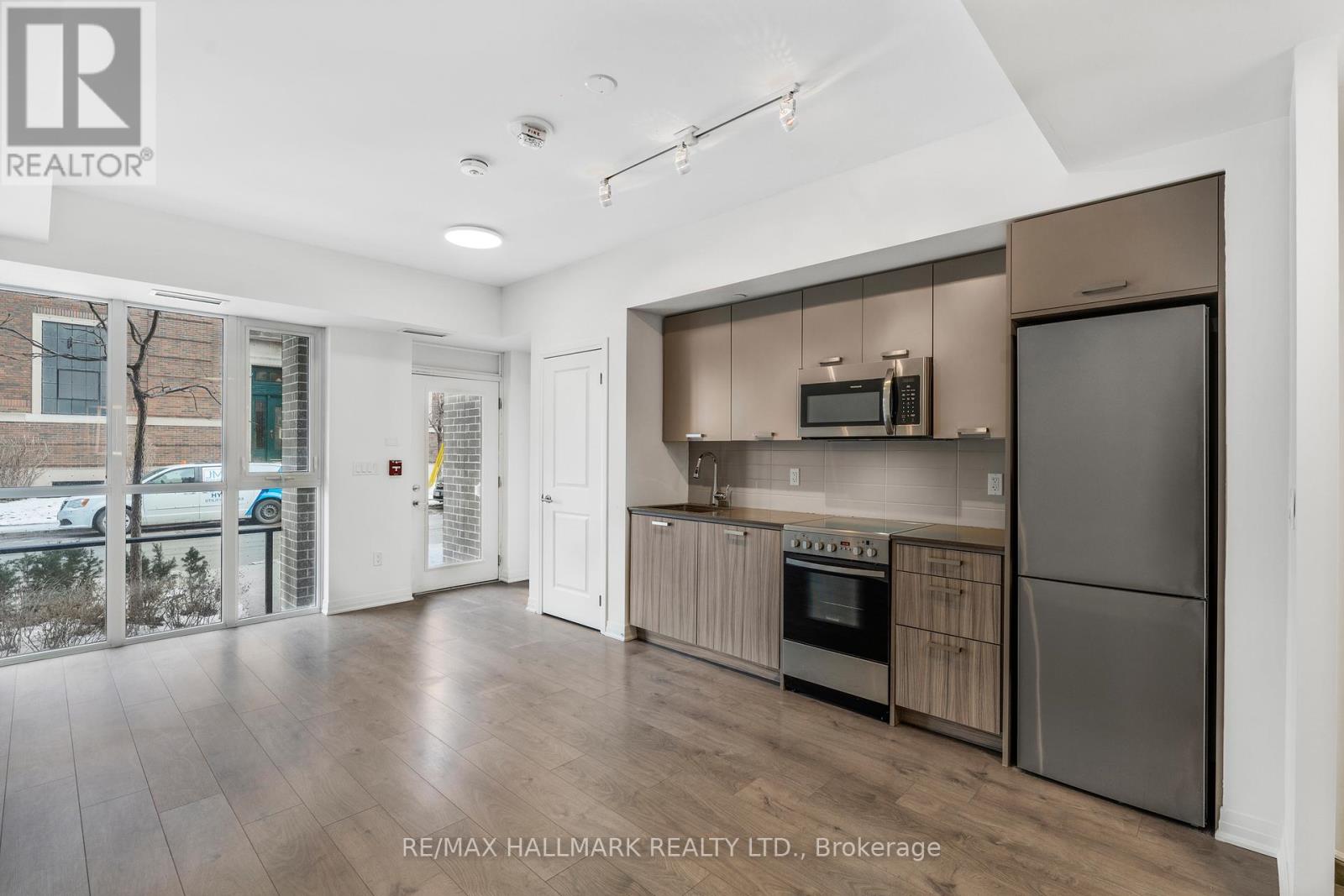 Property at TH 103 - 2301 DANFORTH AVENUE image 4