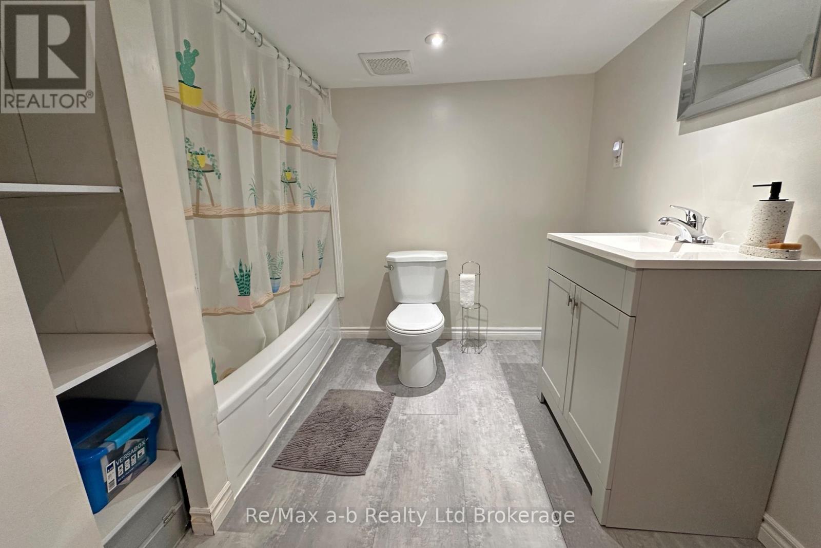 11 Mount Pleasant Avenue, London, Ontario  N6H 1C8 - Photo 24 - X12013916