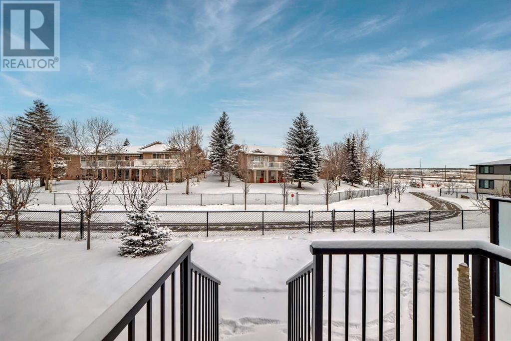 24 Harvest Grove Common Ne, Calgary, Alberta  T3K 2M6 - Photo 12 - A2194239