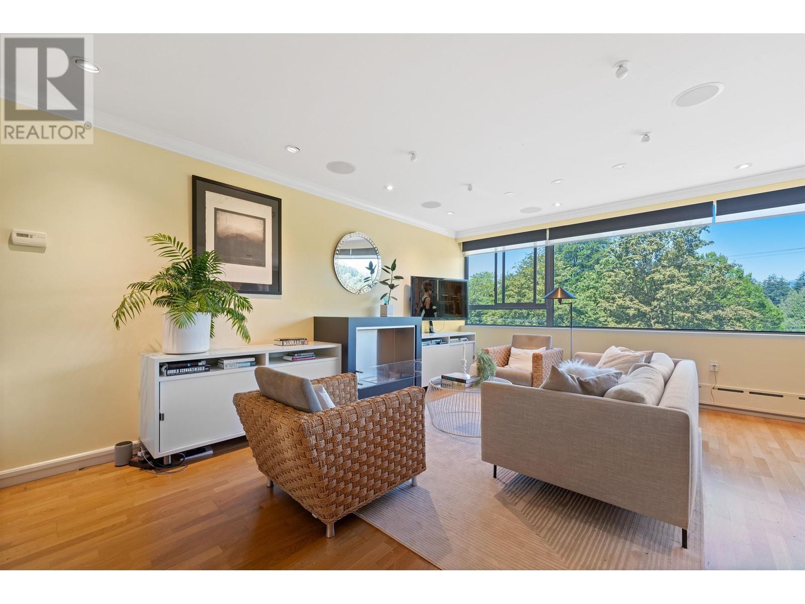 Listing Picture 5 of 38 : 104 710 CHILCO STREET, Vancouver / 溫哥華 - 魯藝地產 Yvonne Lu Group - MLS Medallion Club Member