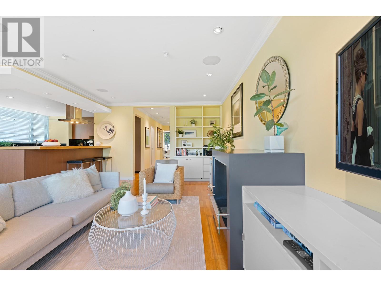 Listing Picture 10 of 38 : 104 710 CHILCO STREET, Vancouver / 溫哥華 - 魯藝地產 Yvonne Lu Group - MLS Medallion Club Member