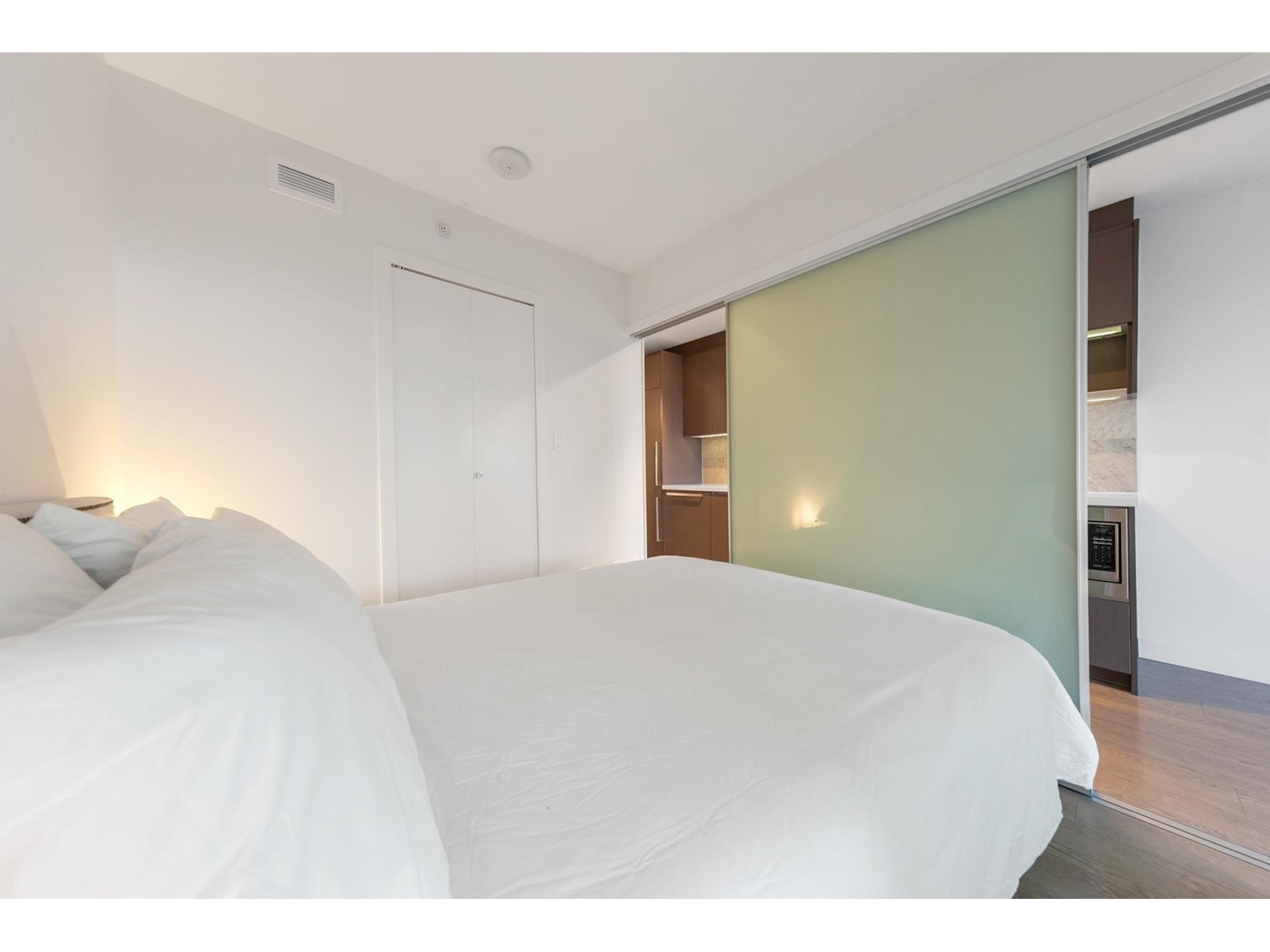 2210 13750 100 Avenue, Surrey, British Columbia  V3T 0L3 - Photo 15 - R2969146