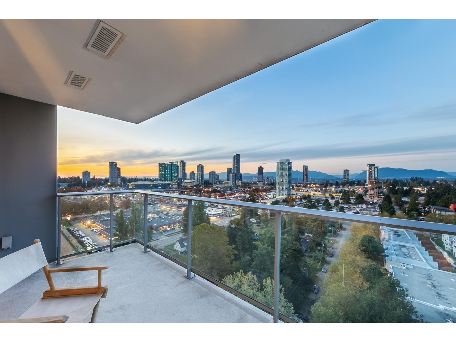 2210 13750 100 Avenue, Surrey, British Columbia  V3T 0L3 - Photo 24 - R2969146