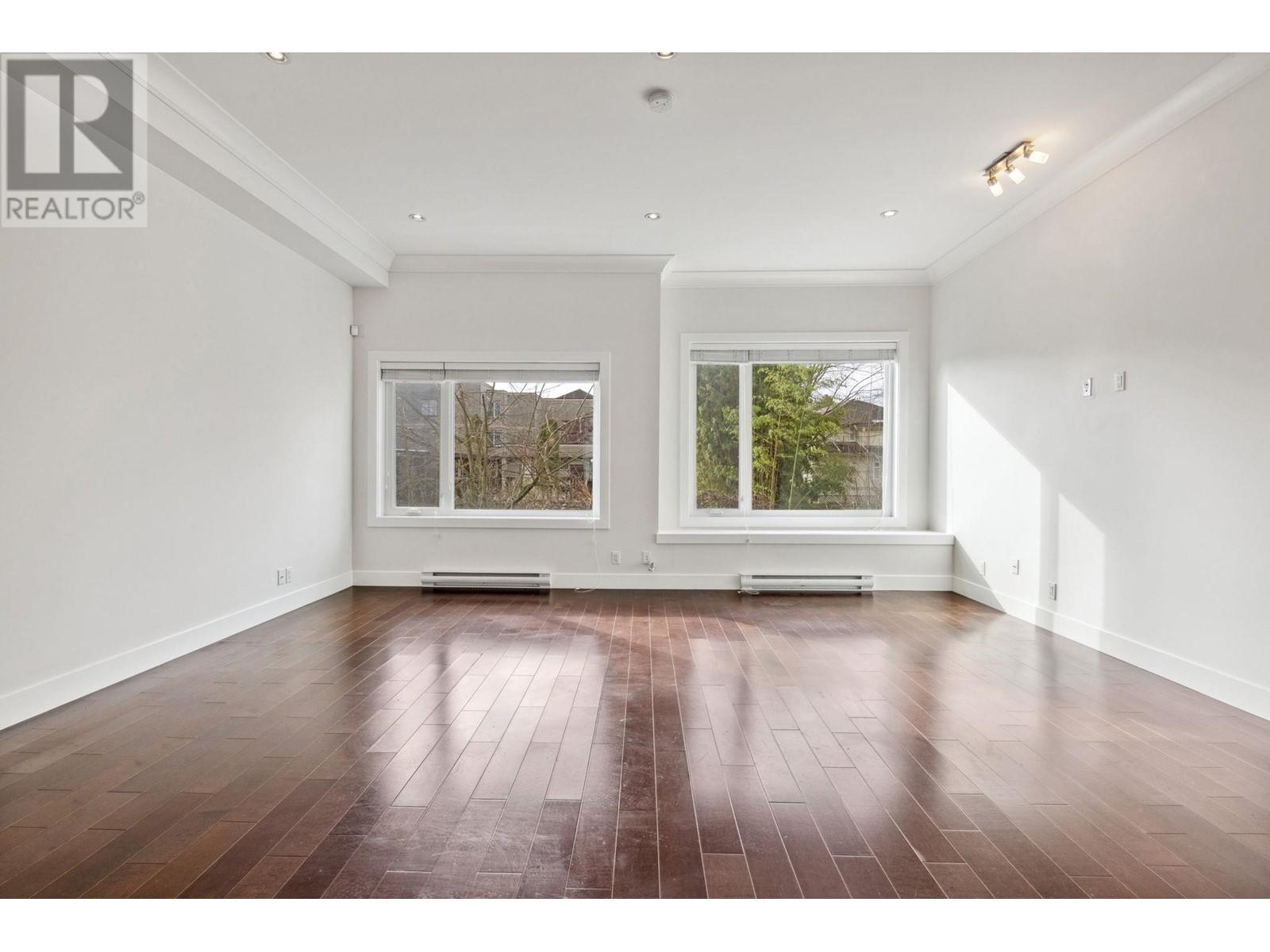 Listing Picture 8 of 22 : 4 7251 ST. ALBANS ROAD, Richmond / 烈治文 - 魯藝地產 Yvonne Lu Group - MLS Medallion Club Member