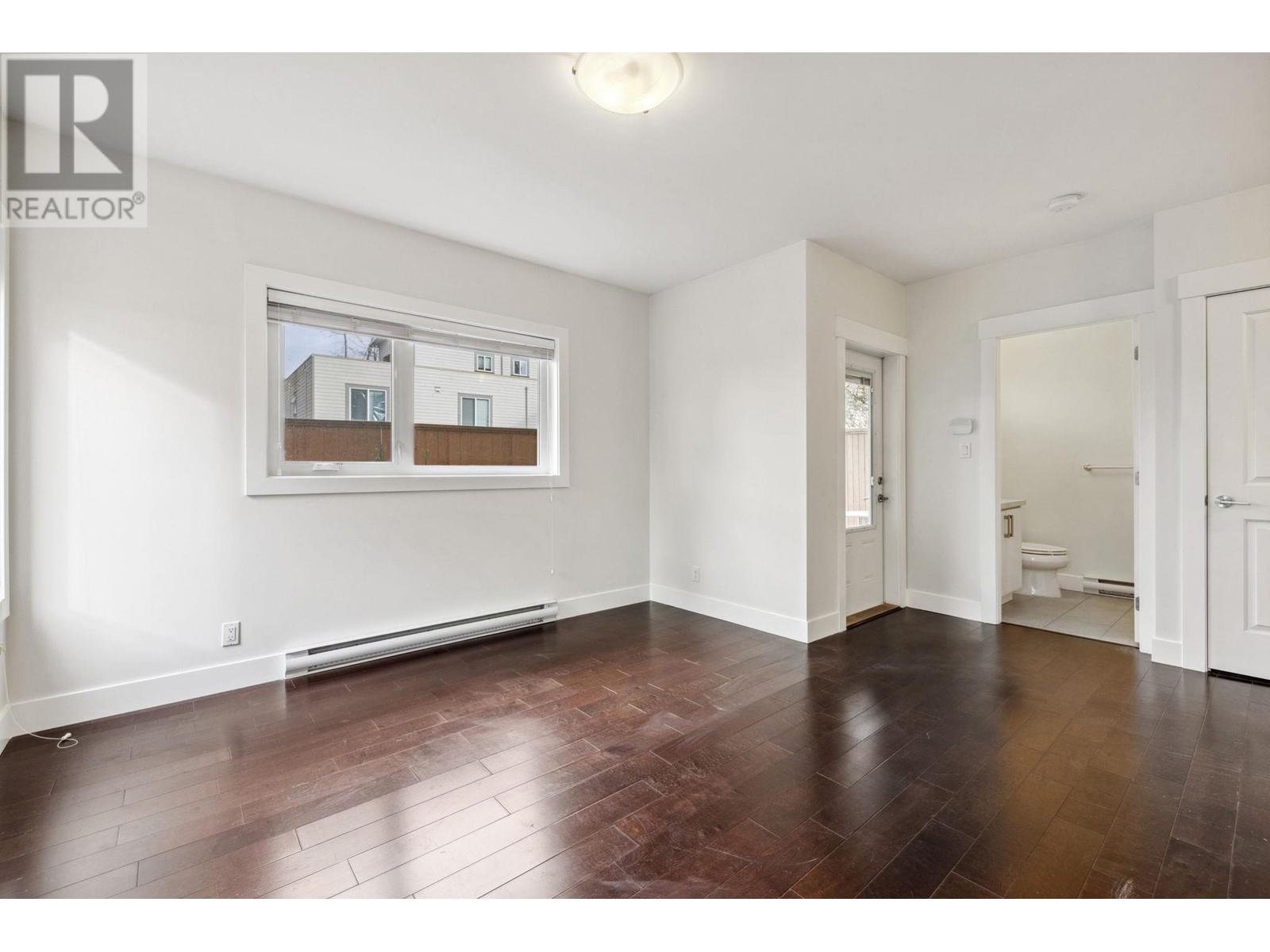 Listing Picture 19 of 22 : 4 7251 ST. ALBANS ROAD, Richmond / 烈治文 - 魯藝地產 Yvonne Lu Group - MLS Medallion Club Member