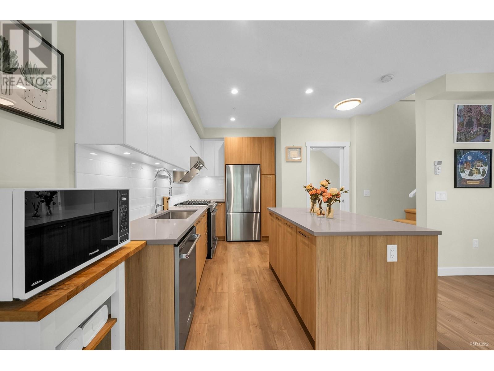 227 708 Lea Avenue, Coquitlam, British Columbia  V3J 4H5 - Photo 10 - R2976677