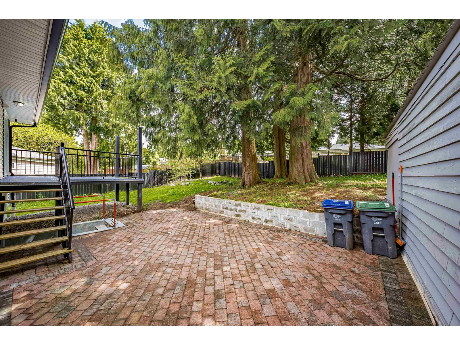 14927 Kew Drive, Surrey, British Columbia  V3R 4Y1 - Photo 35 - R2958171