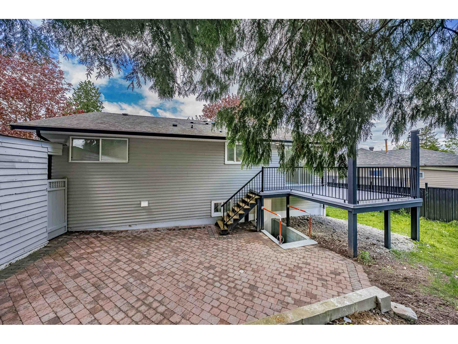 14927 Kew Drive, Surrey, British Columbia  V3R 4Y1 - Photo 38 - R2958171