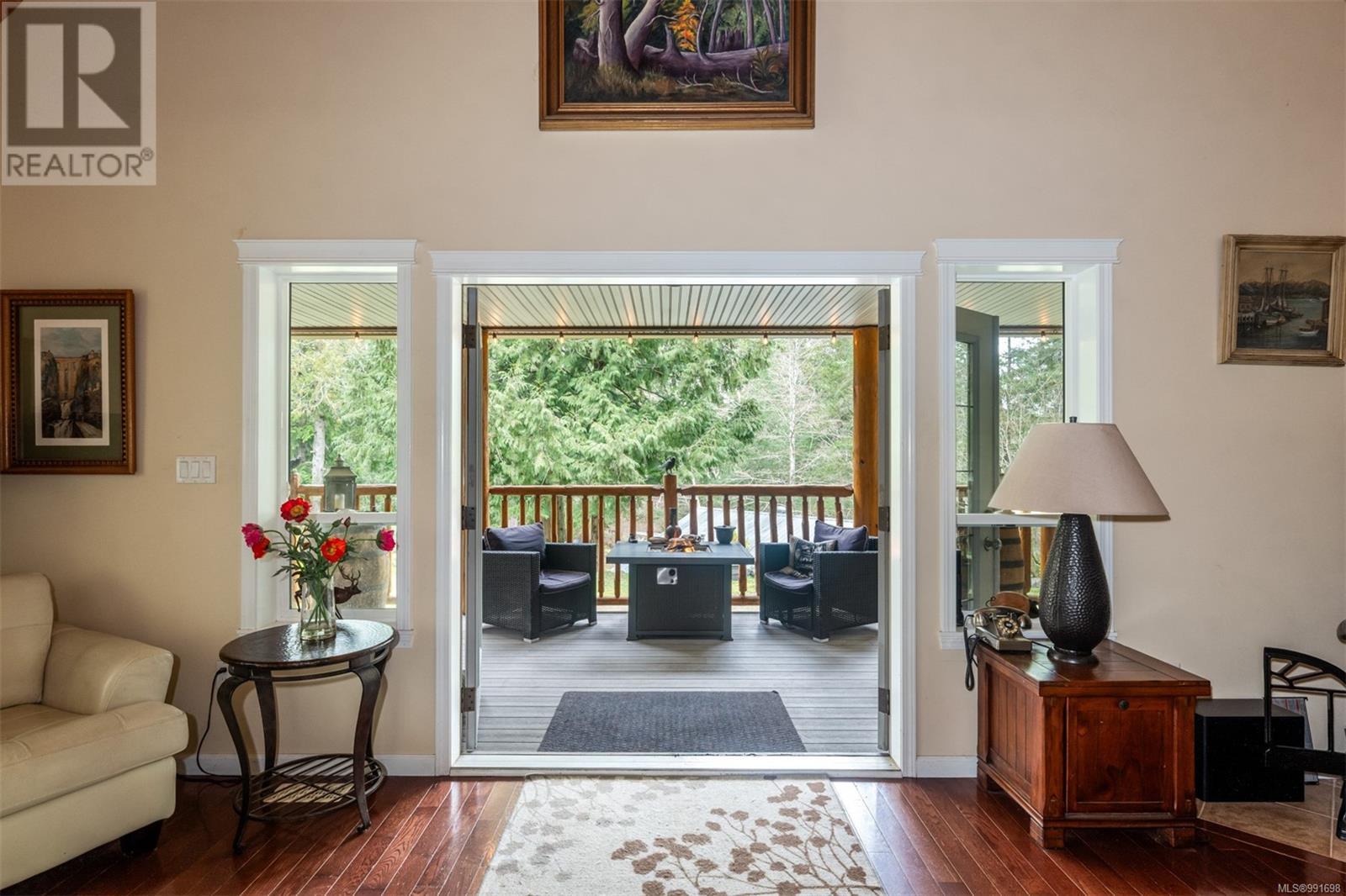 Property at 788 Parkheights Dr image 2