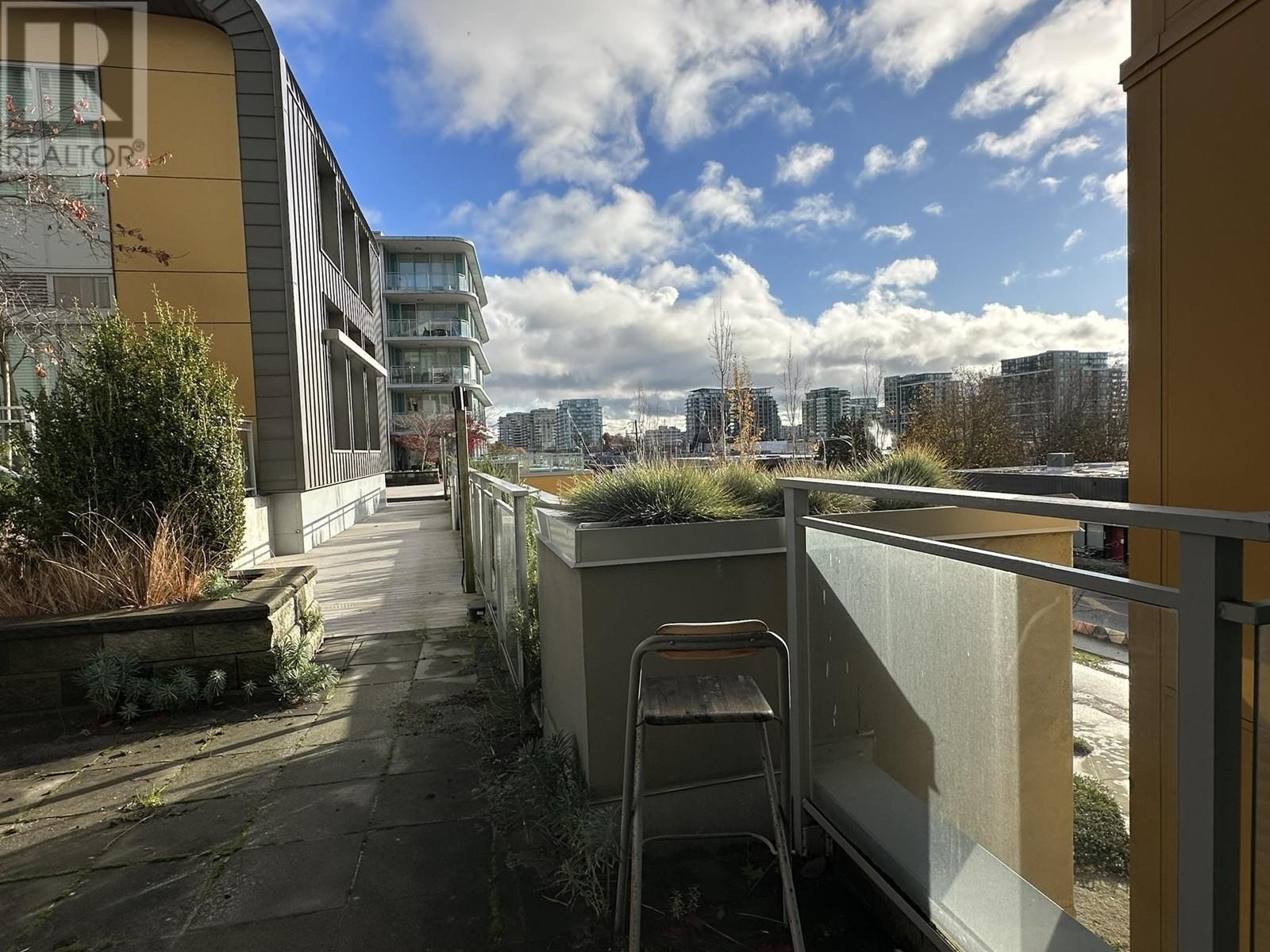 304 7688 Alderbridge Way, Richmond, British Columbia  V6X 0P7 - Photo 11 - R2976406