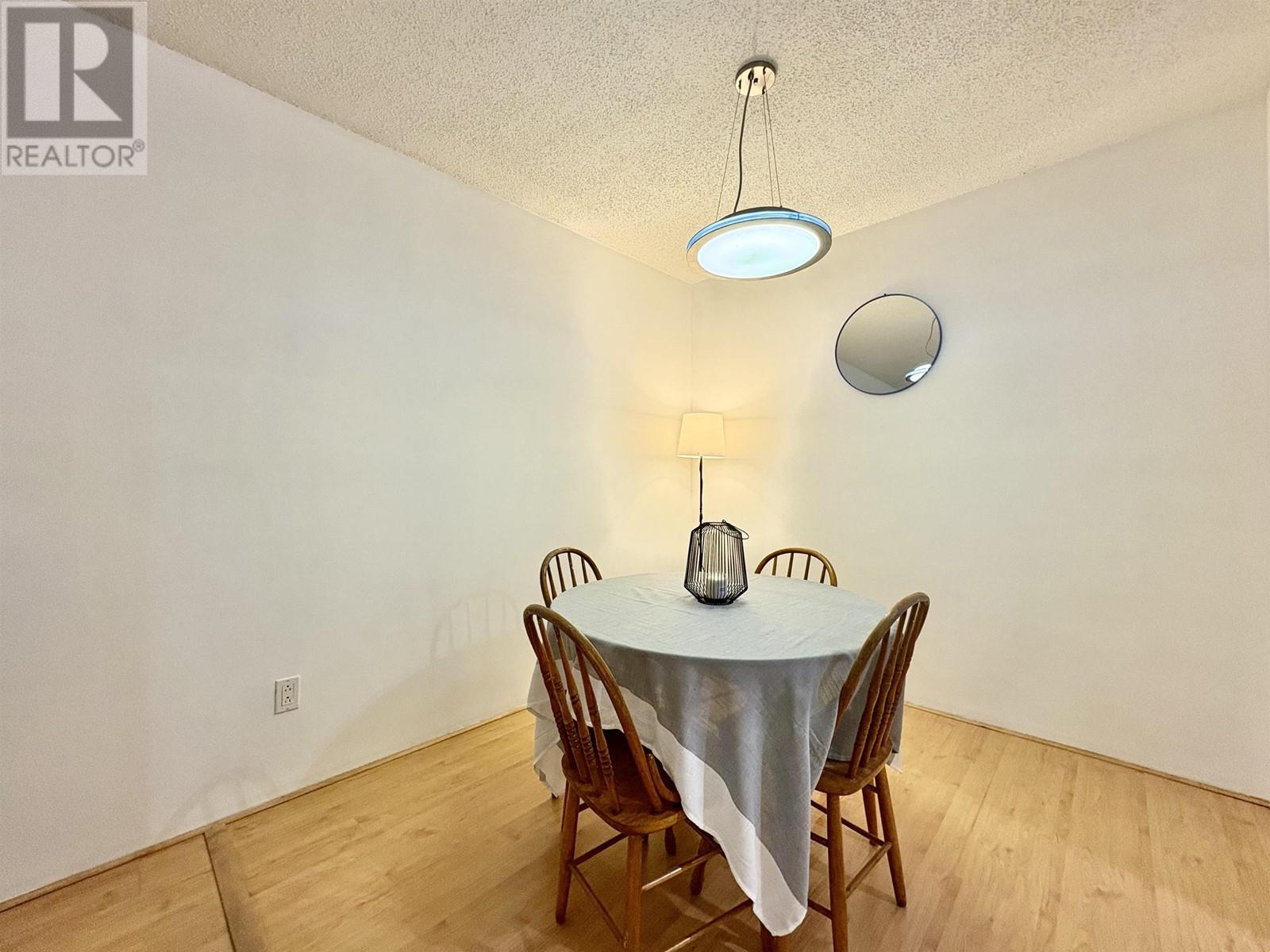 312 9880 Manchester Drive, Burnaby, British Columbia  V3N 4R3 - Photo 11 - R2975957