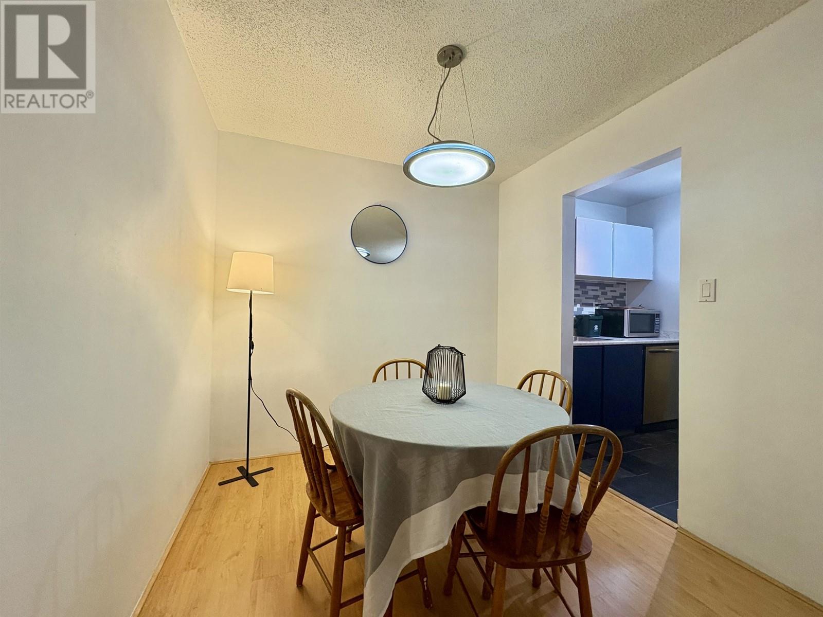 312 9880 Manchester Drive, Burnaby, British Columbia  V3N 4R3 - Photo 12 - R2975957