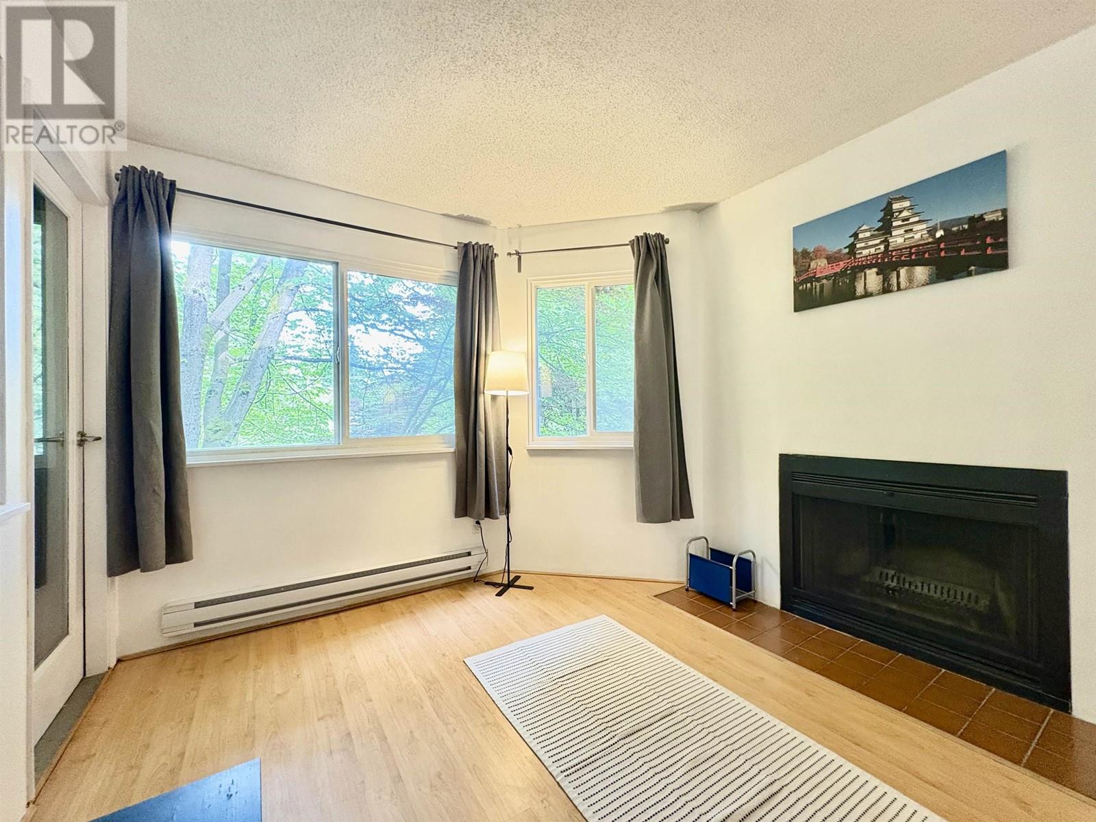 312 9880 Manchester Drive, Burnaby, British Columbia  V3N 4R3 - Photo 9 - R2975957
