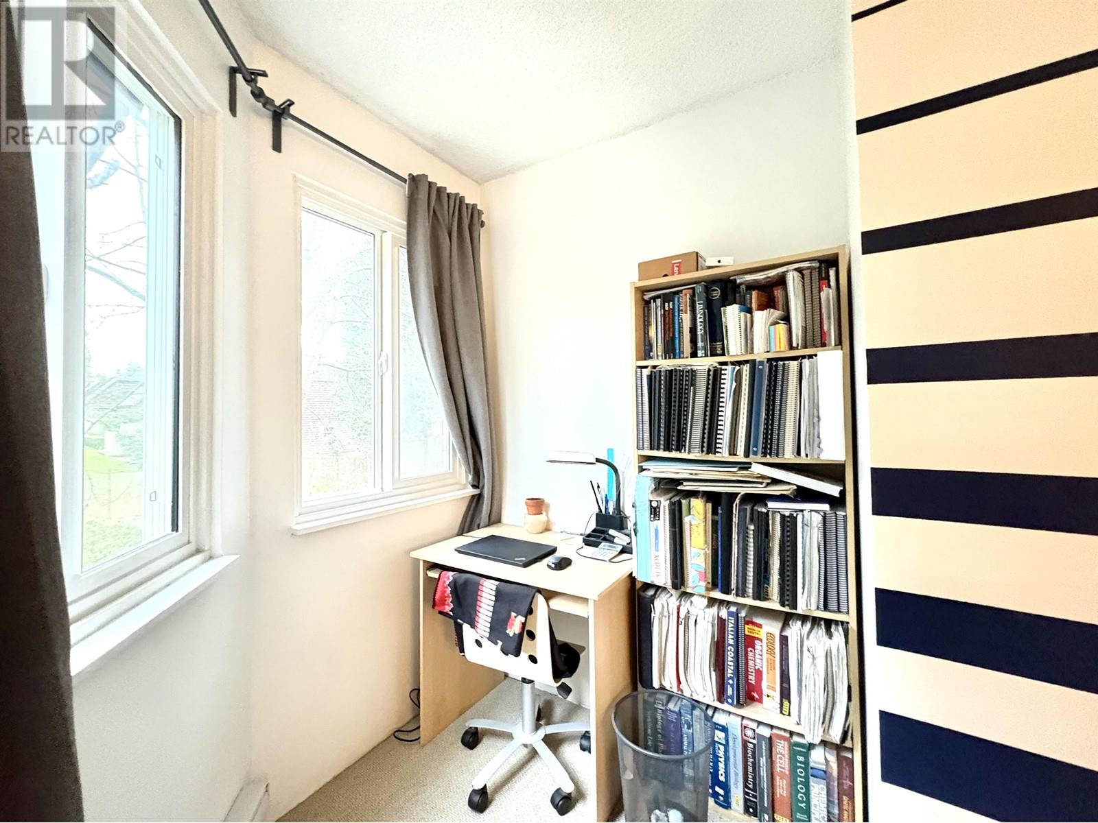 312 9880 Manchester Drive, Burnaby, British Columbia  V3N 4R3 - Photo 17 - R2975957